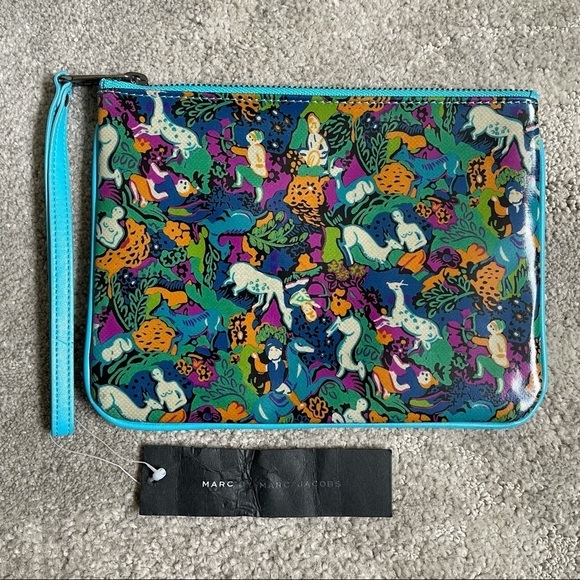 Marc by Marc Jacobs Multicolor Coated PVC Animal Print Wristlet NWT - Picture 2 of 10